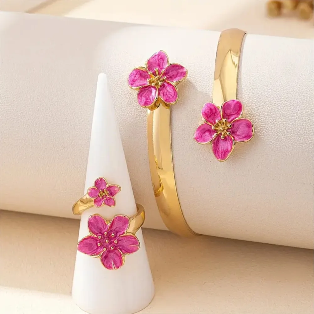 2pcs/set Elegant Enamel Floral Openwork Bracelet and Rings Jewelry Sets for Women Texture Bangle Ring Versatile Jewelry Gift