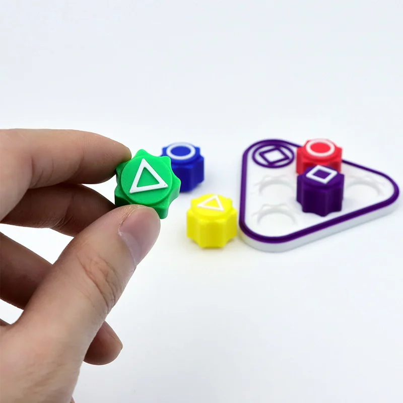 Korean Folk Game Sets Dice Party Game Props Square Circle Triangle Family Stone Catching Props Gonggi Jack Set for Kids Korean Tossing Game