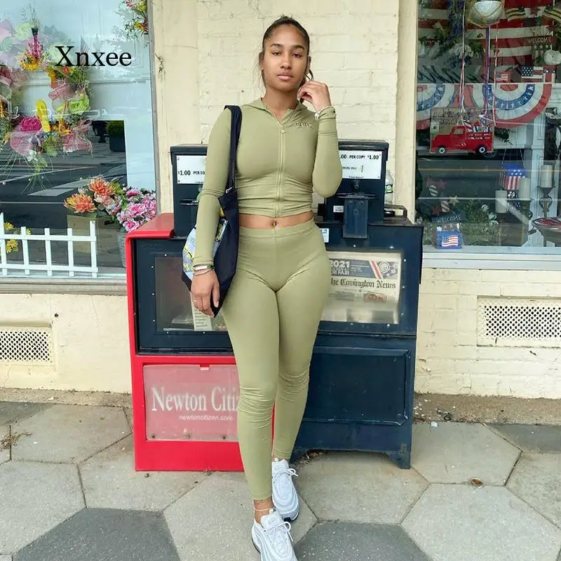 

Female Long Sleeves Solid Hooded Zip Crop Top Skinny Pants 2 Piece Sets 2022 Spring Autumn Women Fashion Sexy Outfits