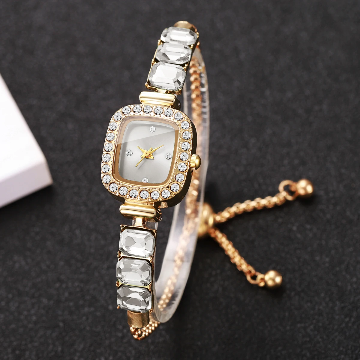 1pc Women's Gift Watch Compact Sweet Simple Style Bracelet Watch (Box Not included)