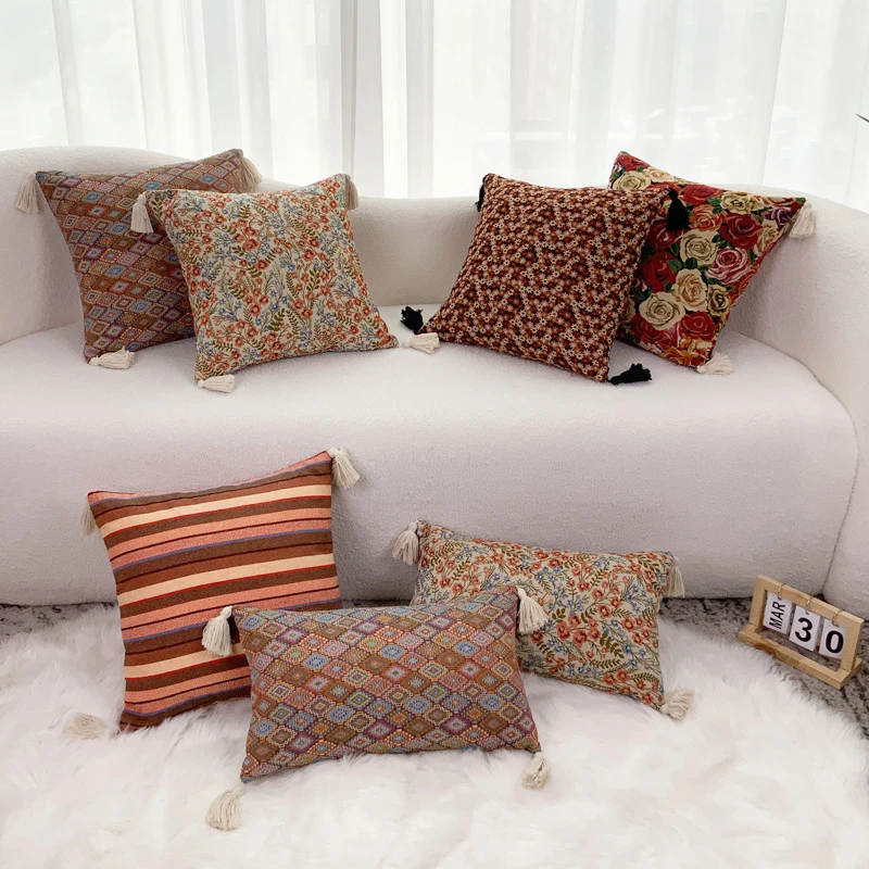 Retro Brown Flower Pillow Cover Polyestercotton Yarndyed Jacquard