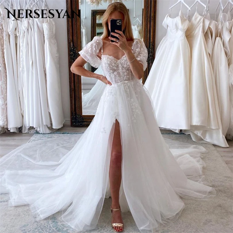

Nersesyan Vintage Lace Appliques Wedding Dresses Tulle A Line Draped Formal Bridal Gowns Sexy Side Split Pleats 2023 Bride Gown