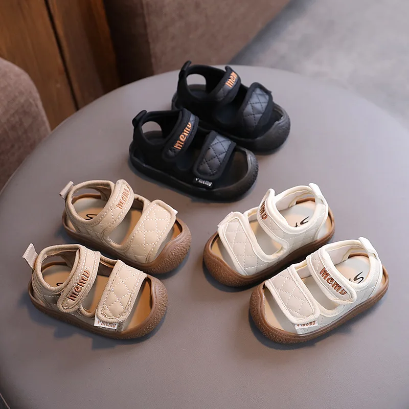 2026 여름  소녀 소년 샌들 편안한 용 신발 어린이 신발 충돌 방지 부드러운 밑창 키즈 비치 샌들