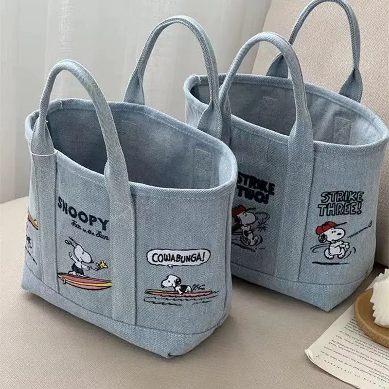 

Kawaii Anime Cartoon series Snoopy Embroidered Japanese cute canvas bag, hand bag, lunch bag, handbag female, girl heart