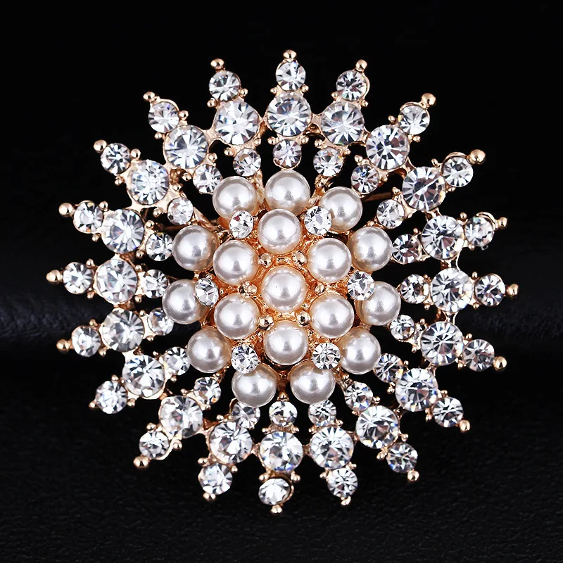 COLORFUL BLING Pearl & Crystal Floral Brooch Pin - Elegant Bridal Or Fashion Jewelry Accessory
