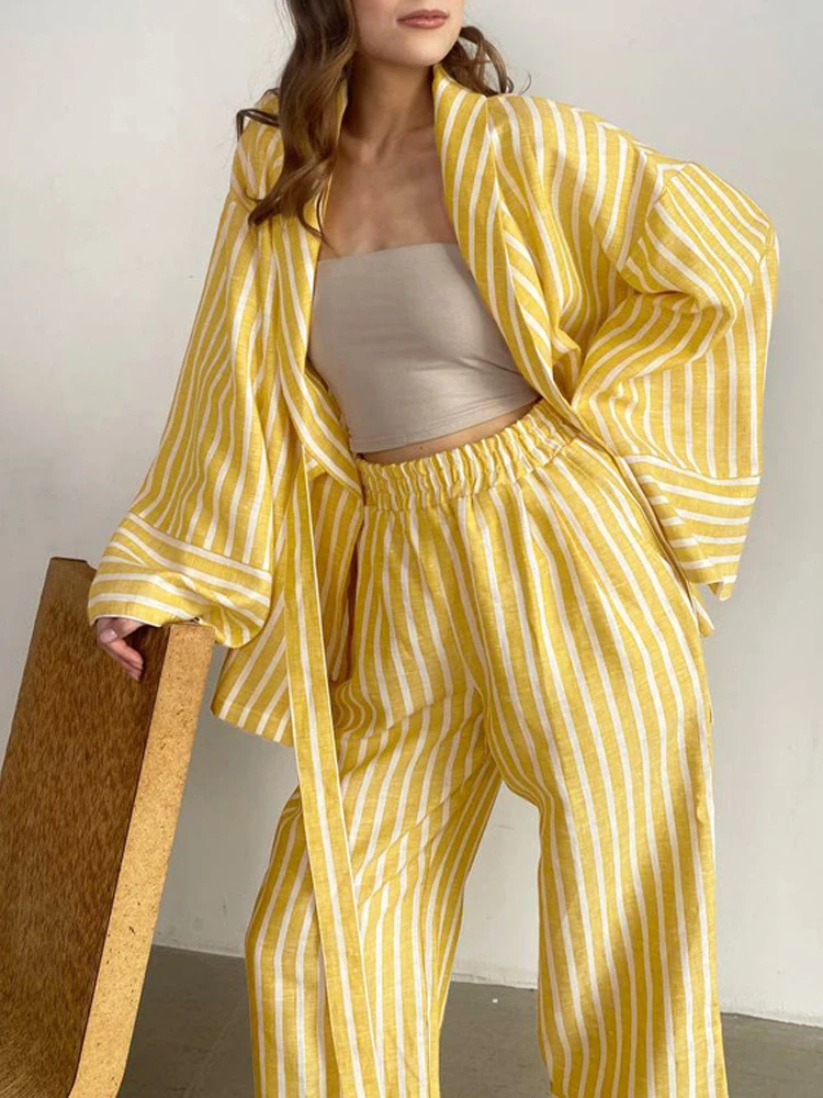 Pyjama Long Femme En Soie Coréenne Jaune à Pois - Taille S - Ensemble Haut Et Pantalon - Neuf Sans étiquettes