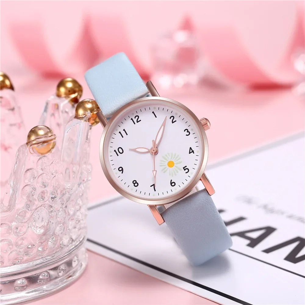 

Trendy Ladies Wrist Watches Luminous Women Simple Watches Casual Leather Strap Quartz Watch Clock Watches Luxury Women Watch