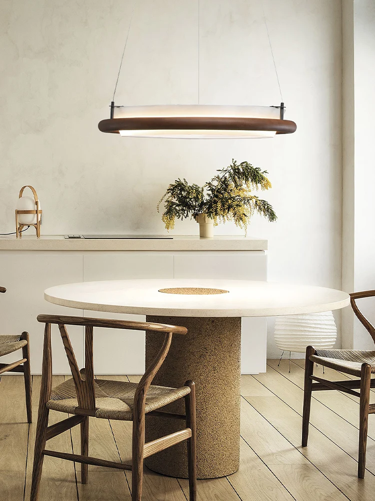 

Простая и современная люстра из массива дерева для столовой, круглая обеденная комната, атмосферный дизайн, художественное украшение