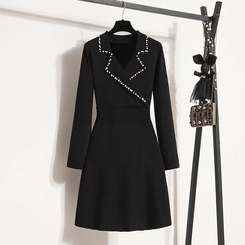 

Women's 2023 Autumn/Winter French Hepburn Style Knitted Dress Female Fashion Inside Tailored Collar Elegant Dresses
