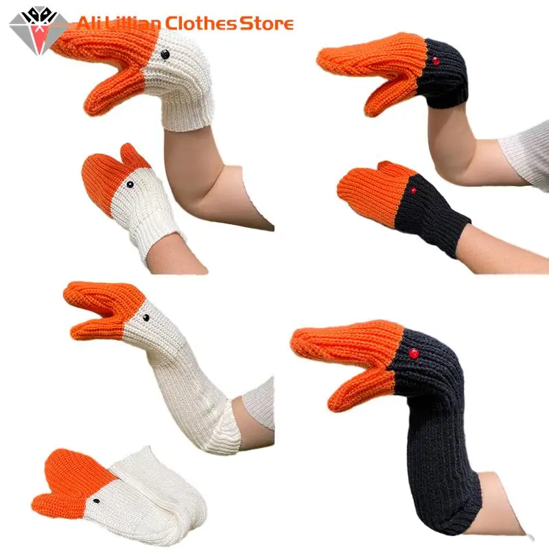 

1Pair Kawaii Women Warm Swan Gloves Fashion Girls Black Swan Knitted Finger Gloves Soft Short Whole Finger Winter Creative Glove