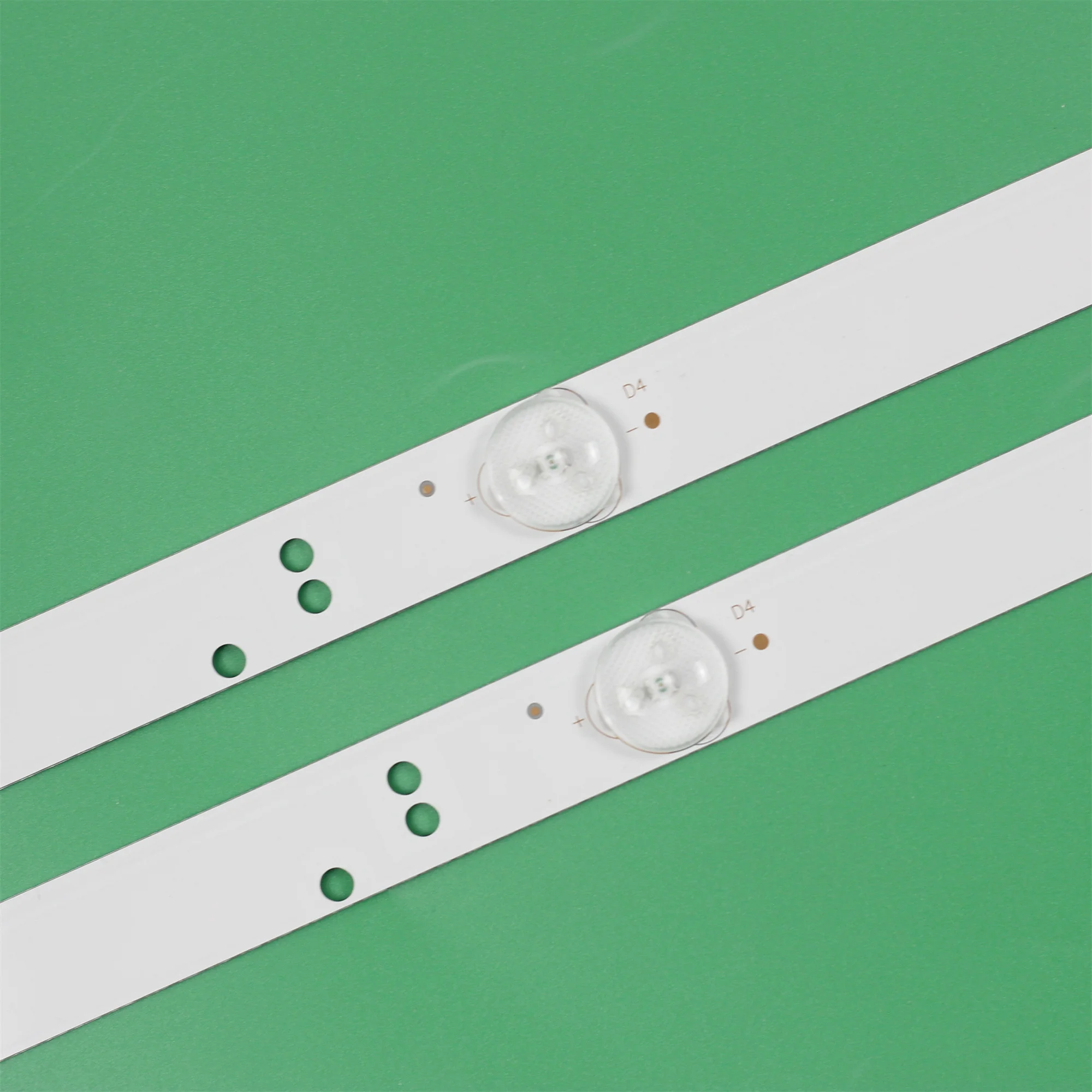 LED Backlight Bar 32V7 32F4X 32D18 XMNJ32D06-ZC22AG-03 XMNJ32D06