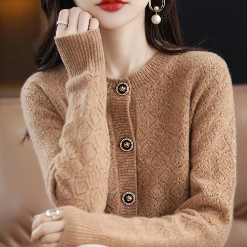

Autumn And Winter New Pure Wool Women's Cardigan Round Neck Hollowed Out 100% Wool Korean Loose Sweater Jacquard Sweater Knit Ca