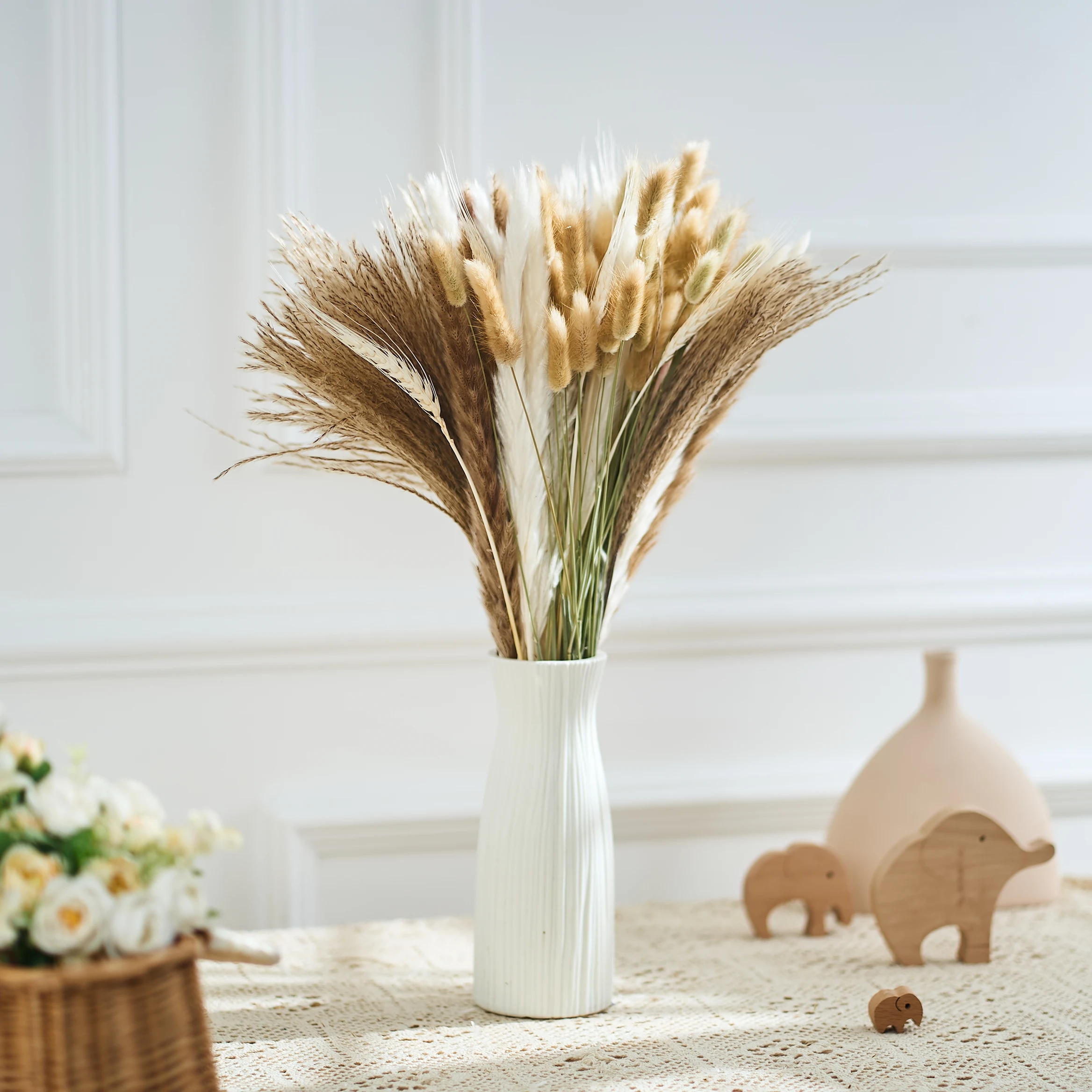 

Natural Fluffy Pampas Grass Phragmites Rabbit Tail Grass Dried Flowers Bouquet for Boho Nordic Home Party Wedding Arch Decoratio