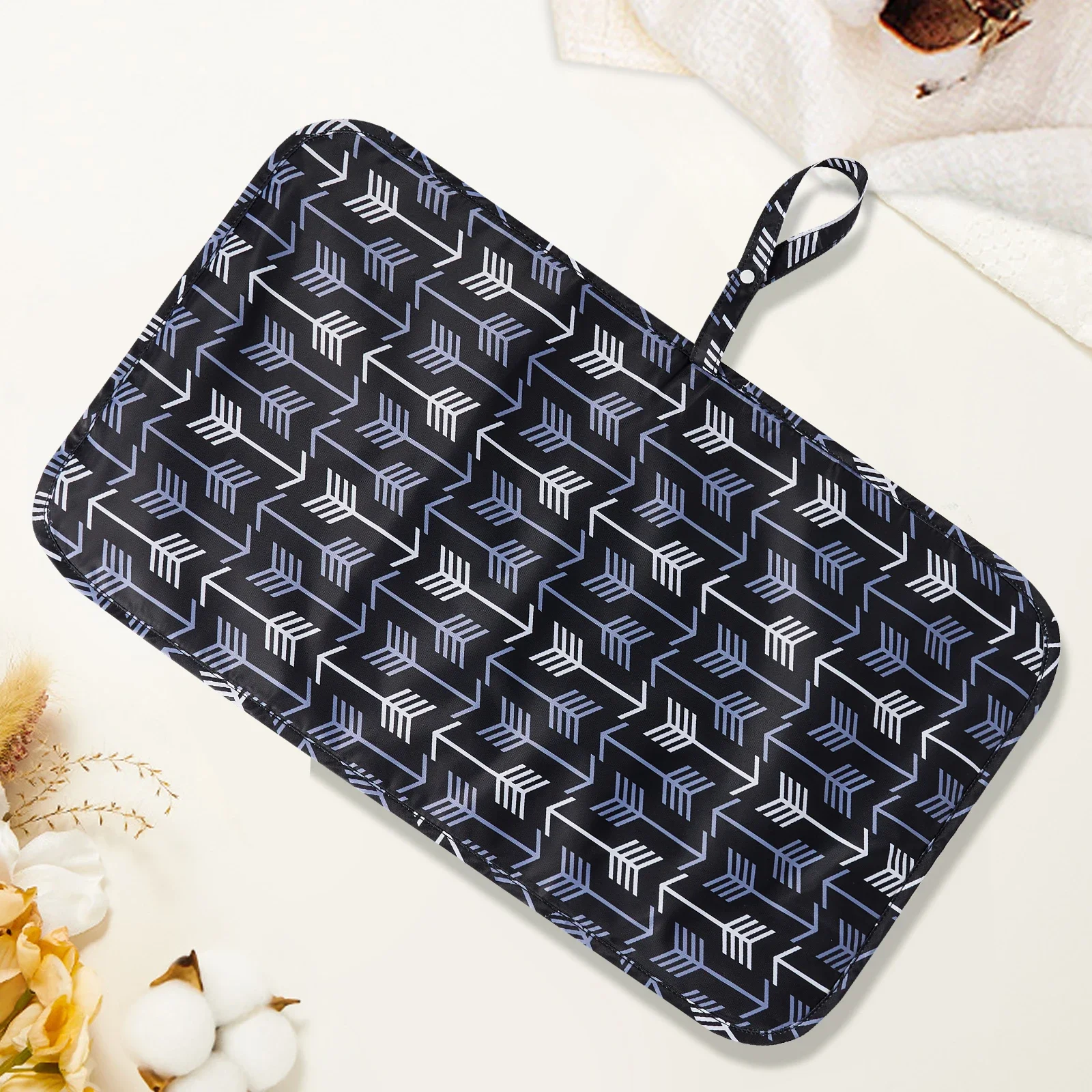 Black And White Arro