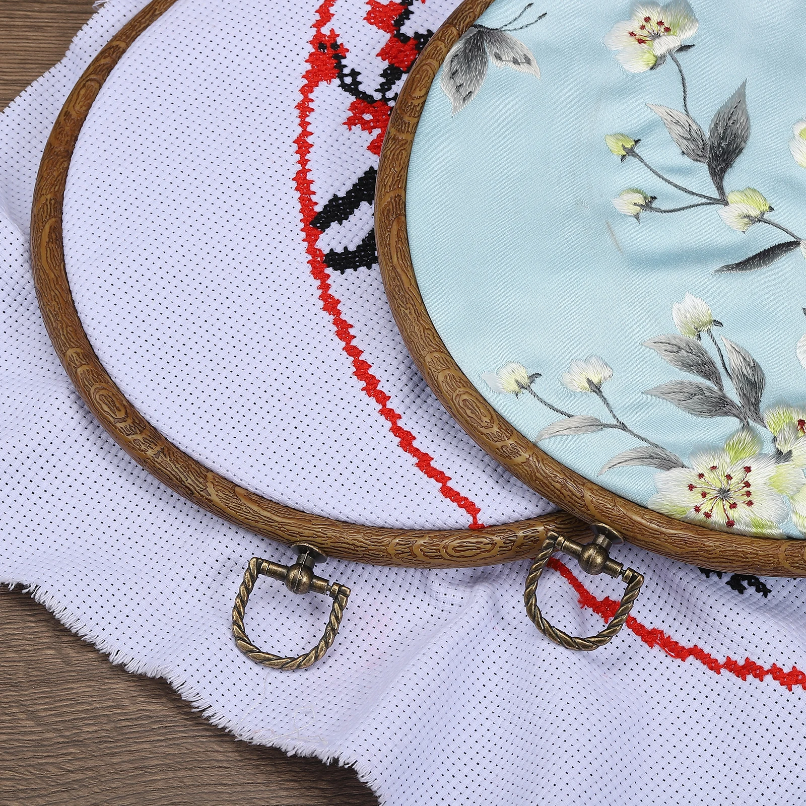 Cerceau à Broderie En Hêtre Diamètre 28 Cm - Bois Lisse, Raccord Laiton, Qualité Supérieure