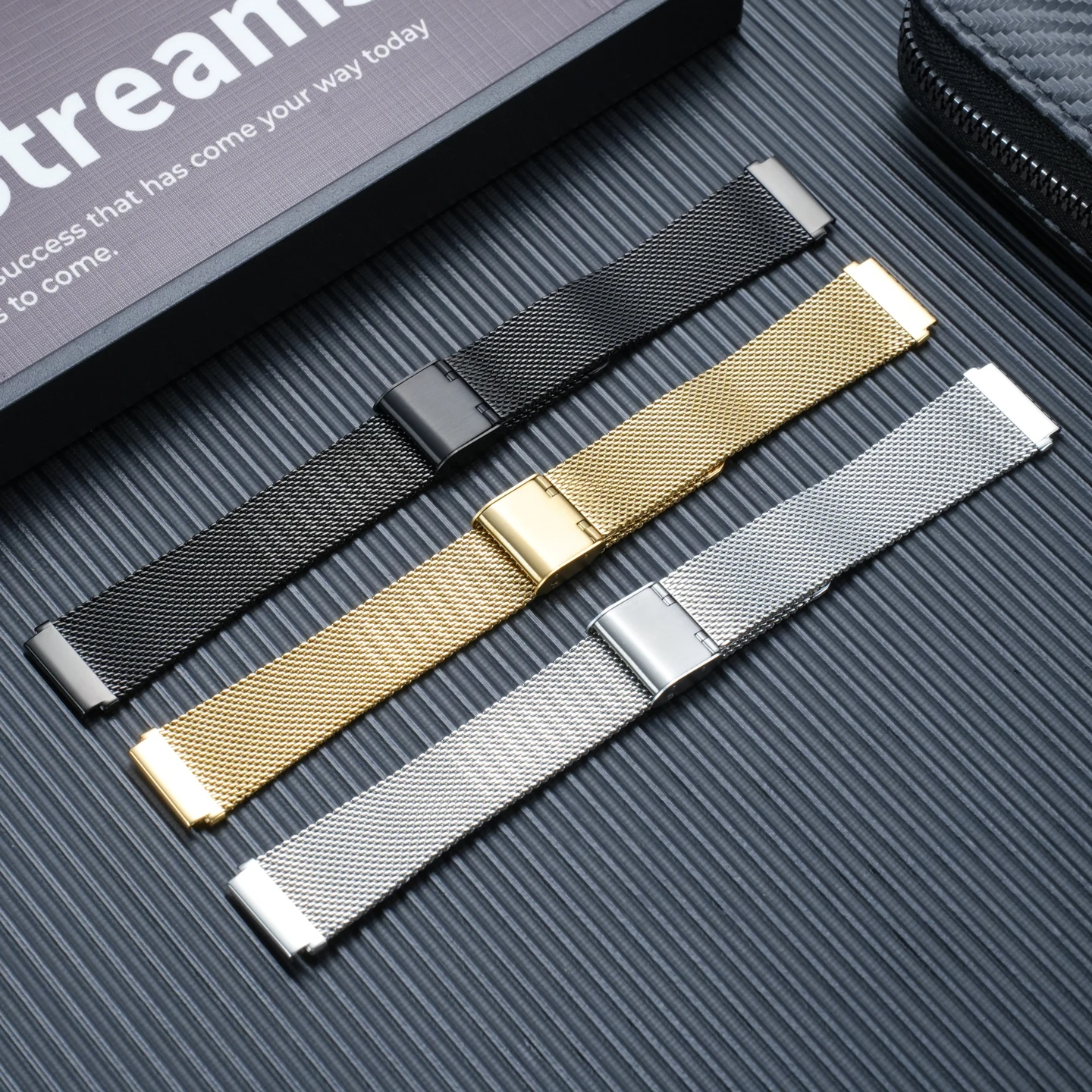 Elegant 18mm Milanese Mesh Stainless Steel Watch Strap - Black/Silver/Gold Bracelet