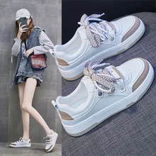 

Little white shoes female 2022 spring new student Korean breathable sneakers street shooting sports casual shoes running shoes