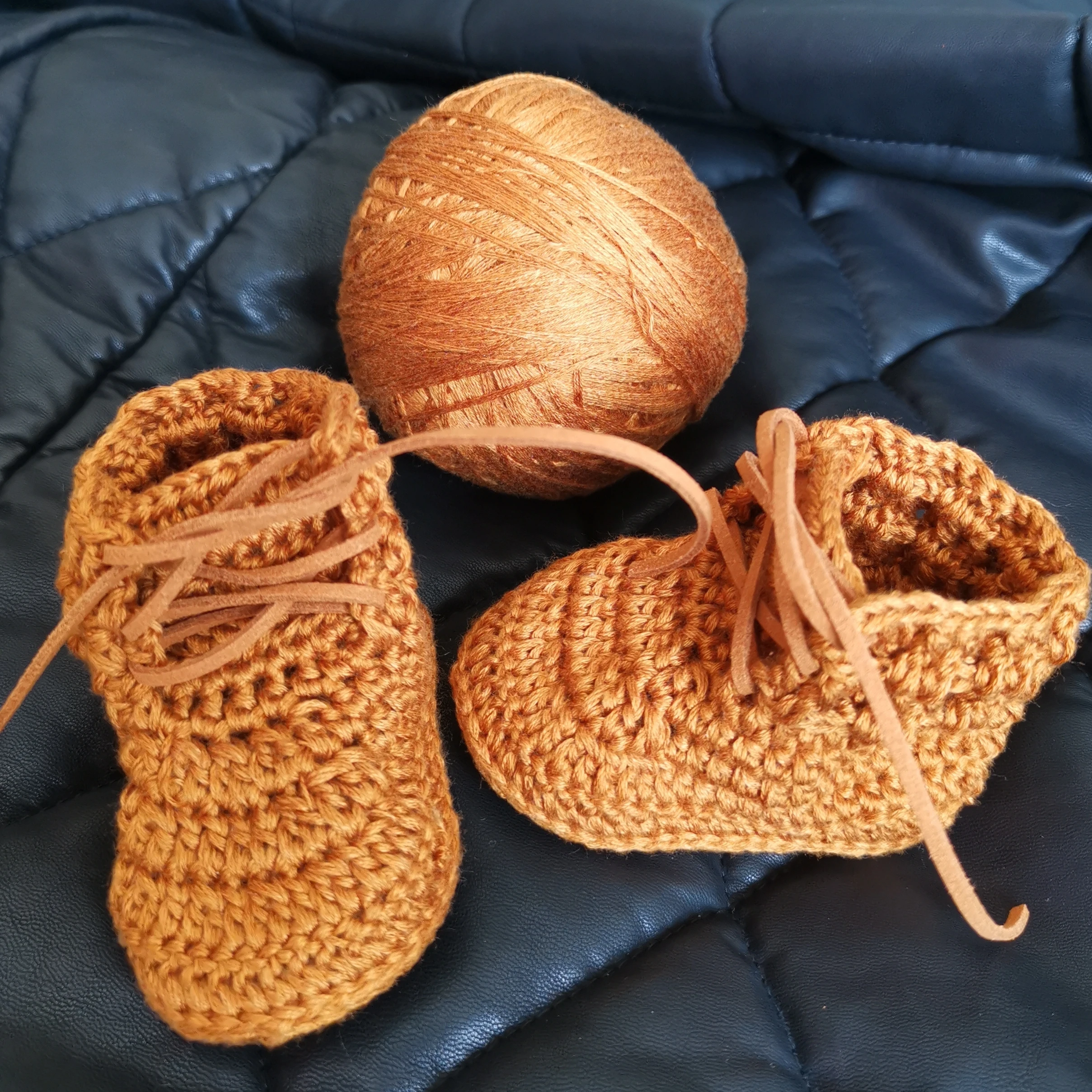 QYFLYXUENew Mommy Handmade Wool Cotton High Help Baby Shoes Crochet Manual Diy Knitting Coarse Thread