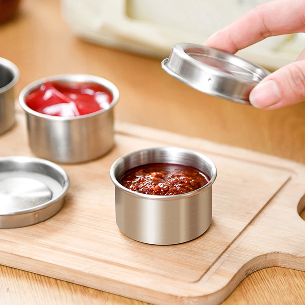 Mini Round Spice Jars Stainless Steel Spice Containers With Lid For Kitchen