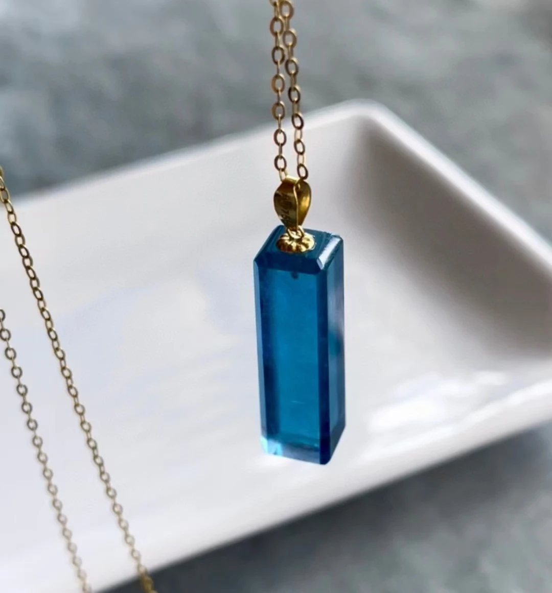 リツプラネタリウムのようなインクル★非加熱アクアマリン★ペンダントオーダー アクアマリンとラベンダークオーツのペンダント | Angelica