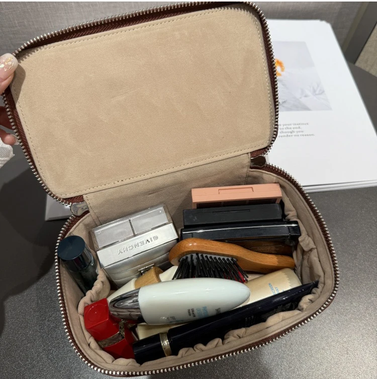 Tragbare Kosmetiktasche aus echtem Leder, große Kapazität, Organizer für Schmuck, Hautpflege, kleine Reise-Aufbewahrungstasche, Make-up-Tasche – Detail 3