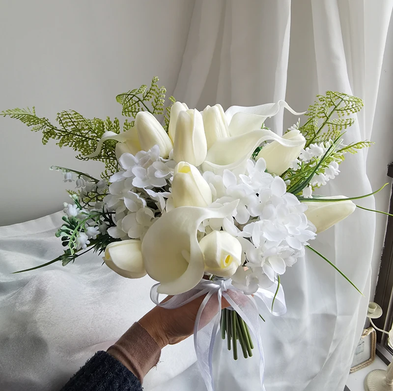 Ramo de flores falsas blancas para dama de honor, alfileres artificiales de tulipán para novia, accesorios de boda