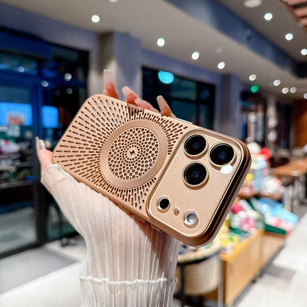 Magnetic Heat Dissipation Slim Case with Wireless Charger and Titanium Lens Cover