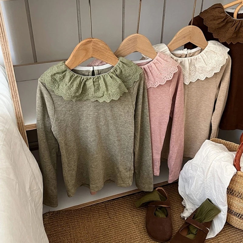 

Детская одежда корейская блузка Принцесса новинка осень 2023 модная мягкая кашемировая рубашка в рубчик с кружевным воротником для девочек