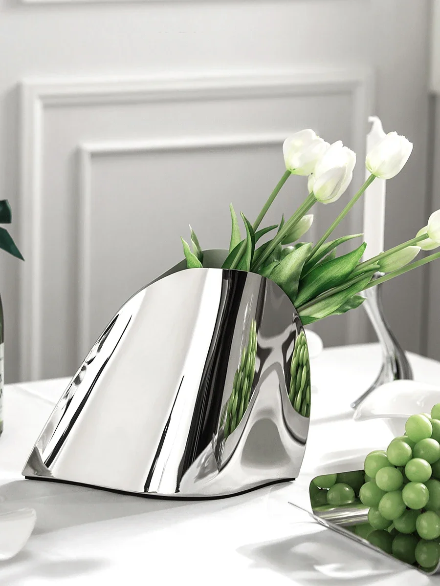 Nordic Luxury Stainless steel Ice Bucket Designer Vase Premium Champagne Bucket for Bar Home Decoration Restaurant Party ice bucket