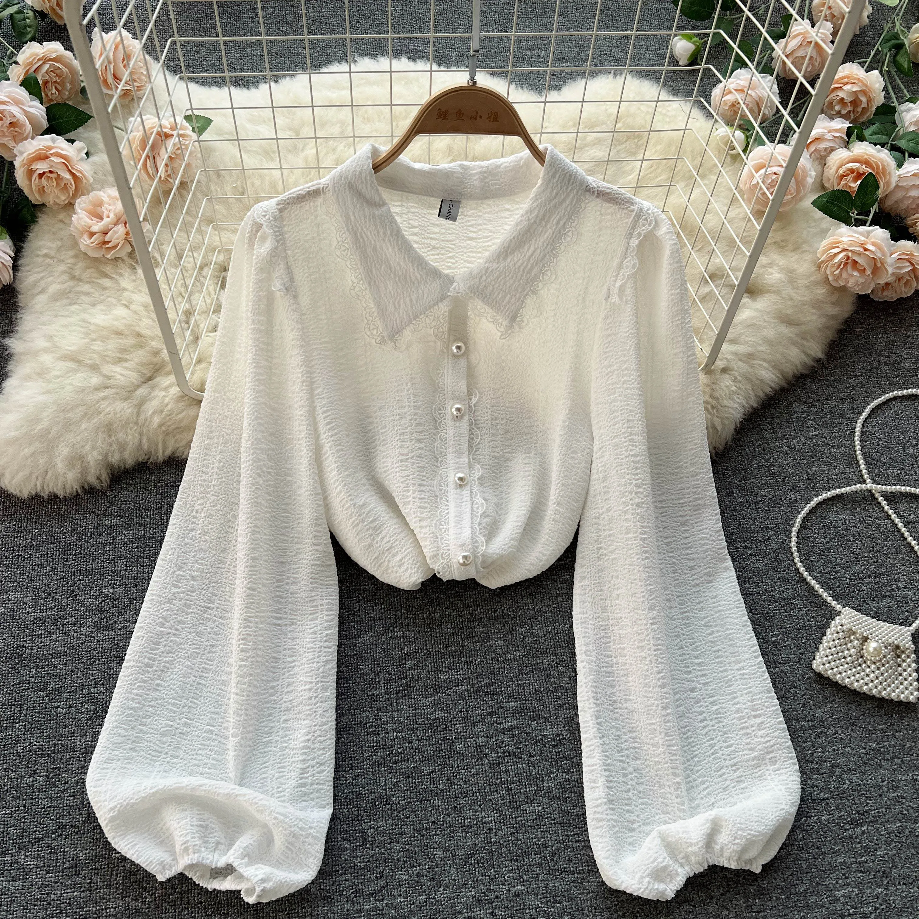 

2022 Spring Lace Splicing Lace Chiffon Shirt Women's Design Sense of Minority New Style Versatile Fashion Chic Top