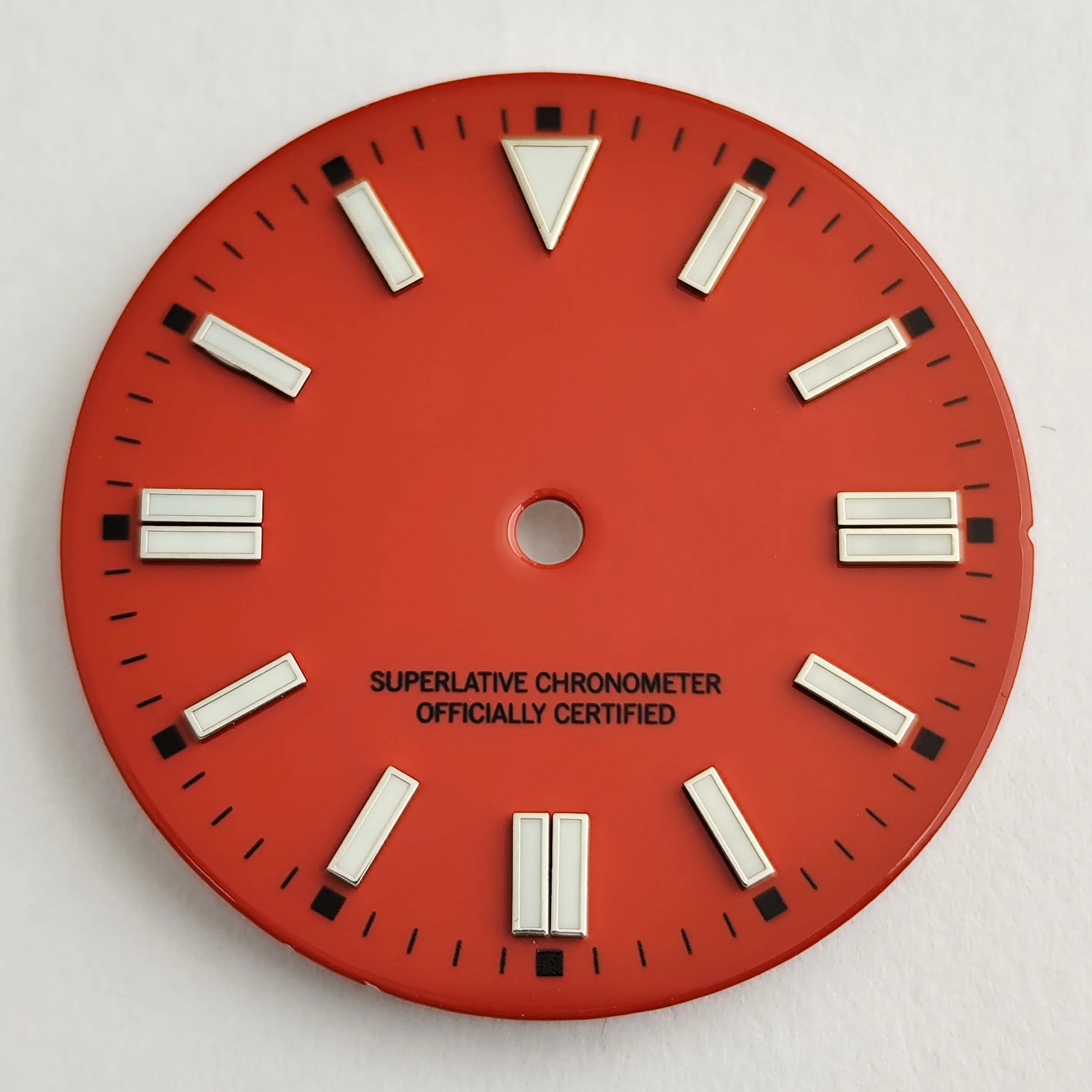 Blue-Green Luminous Dial with 28.5mm Diameter - No Date Window
