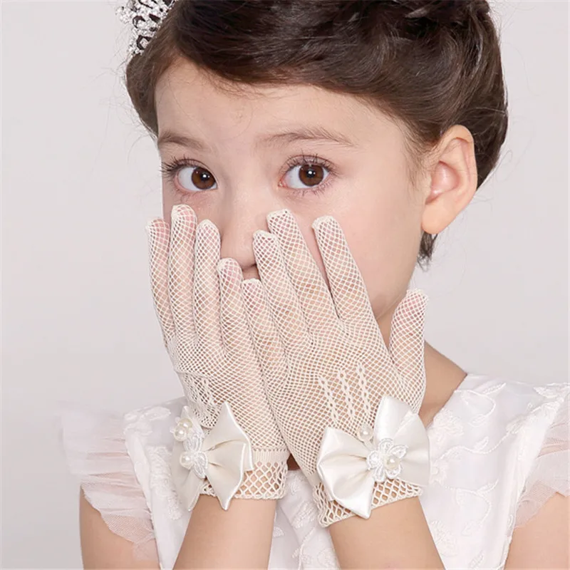 Fashion Beauty Girl Red White Fingerless Wedding Gloves Lace Beaded Bridal Wedding Accessories Stage Performance