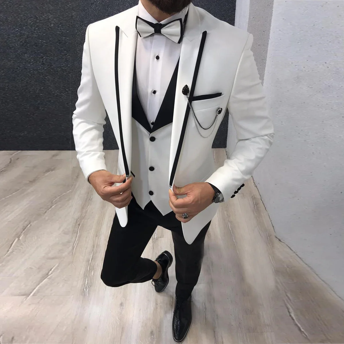 

2024 Men's Suit Fashion Formal Business Suit For Men Slim Fit 3-Pieces Groom Tuxedos Wedding Men Suits Groom Suit Costume Homme