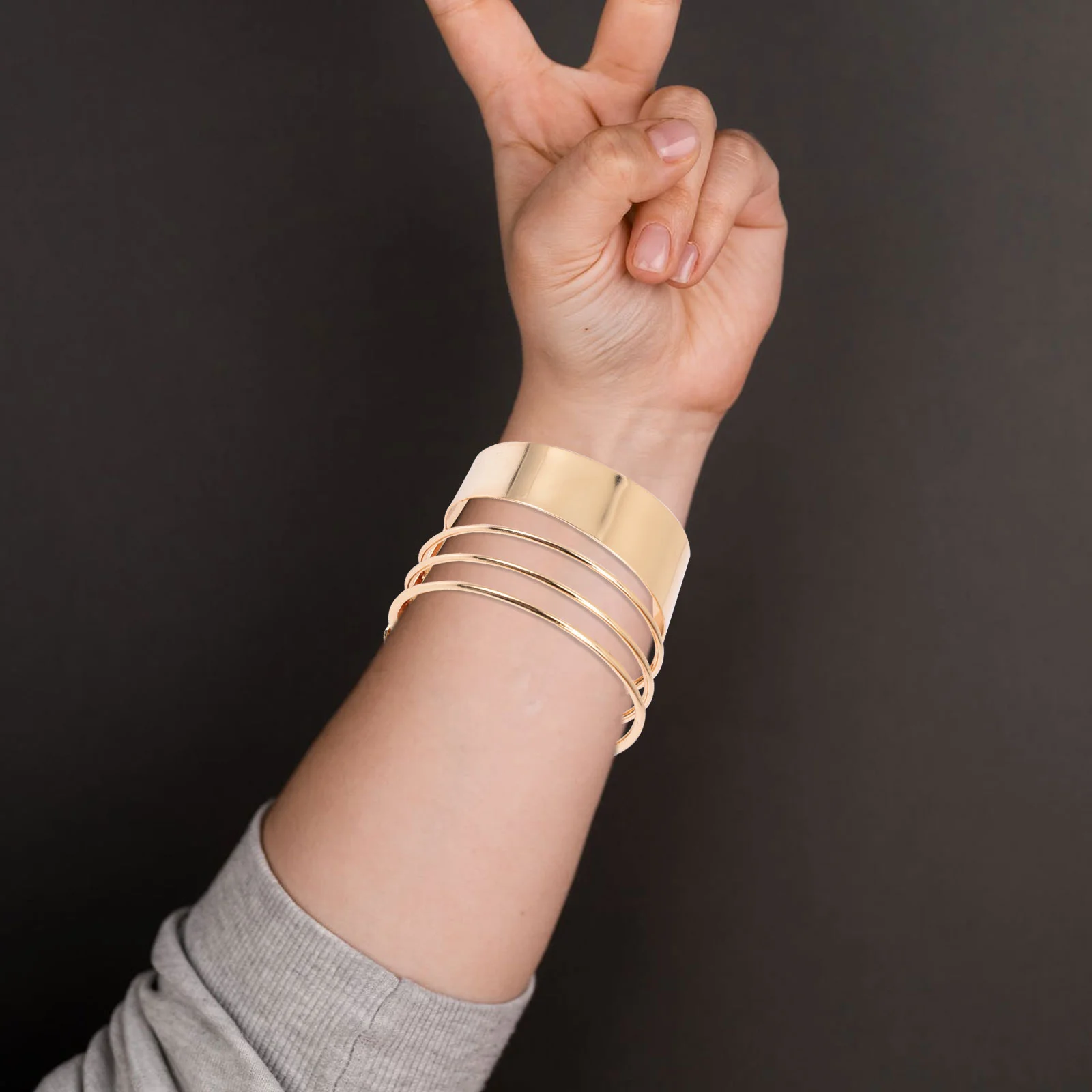 

4Pcs Open Cuff Bracelet Wide Band Open Cuff Bangle Fashion Accessories for Women