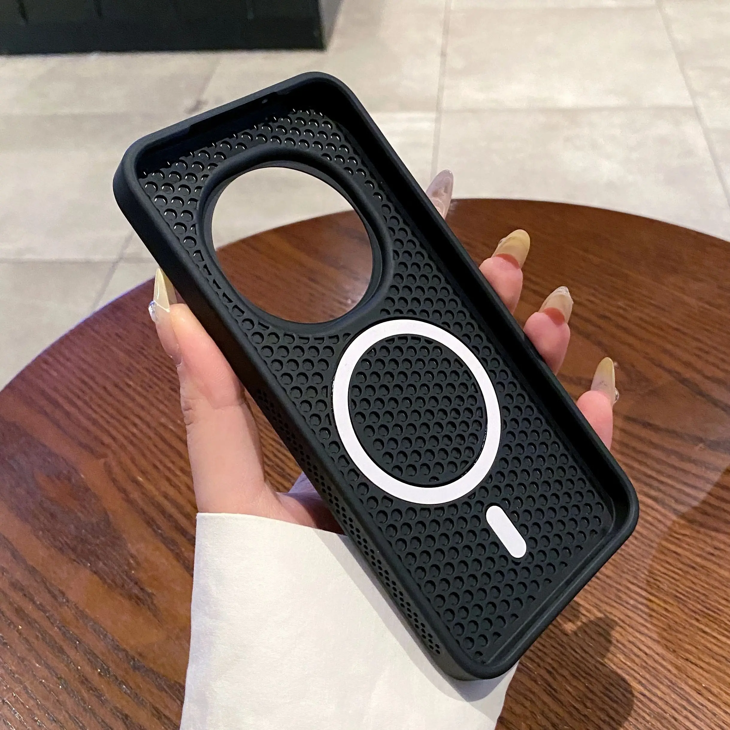 Magnetic Cooling Mesh Heat Dissipation Case with Matte Bumper and Wireless Charging Support