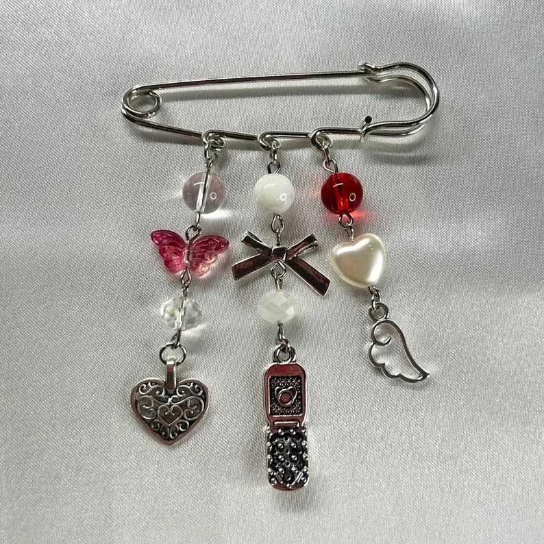 Beaded Bag Pins Bag accessories safety pin bag charm coquette core cottage core y2k gifts for valentines day Pearl Beaded Brooch Enamel Pins Enamel Brooch Metal Brooch