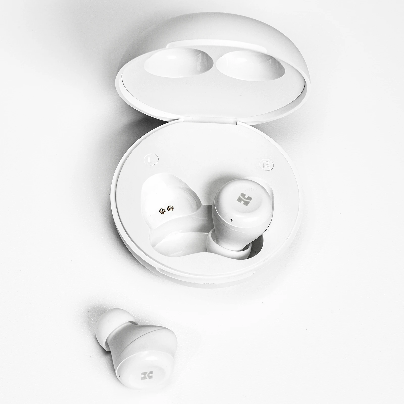 HIFIMAN TWS450 True Wireless Stereo Headset with Environmental Noise Cancellation & Audiophile-grade Dynamic Driver 6