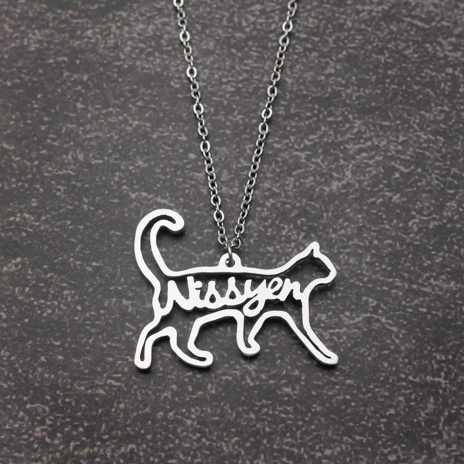 Personalized Name Necklace Cat Shape Pendant Necklace Customized Jewelry With Name Animal Memorial Gift for Women Girls Mother