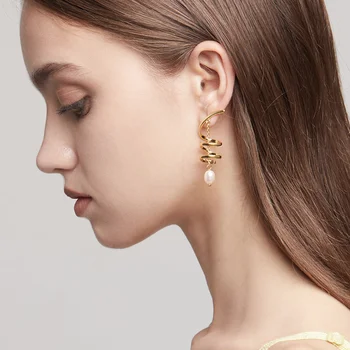 ENFASHION Tornado Drop Earrings For Women Gold Color Natural Pearl Earrings 2021 Wedding Fashion Jewelry Pendientes E211292 2