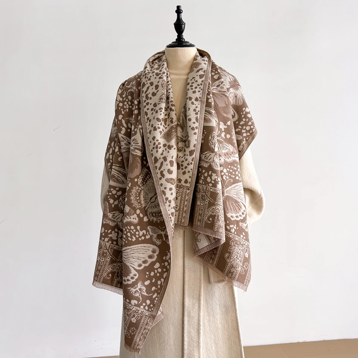 Luxury Winter Imitation Cashmere Scarf Women 2025 Design Warm Pashmina Blanket Poncho Scarves Female Shawl Thick Foulard Bufanda