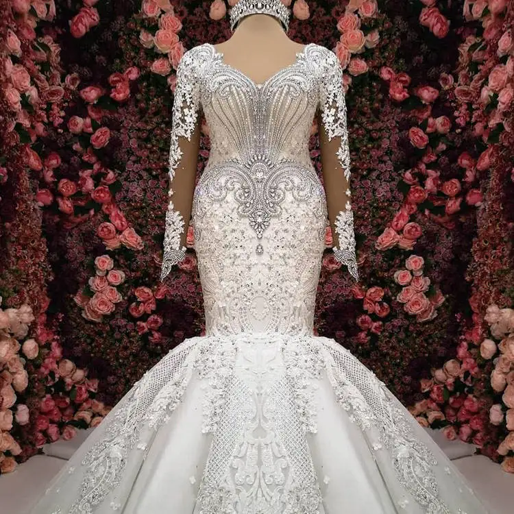 

New Arrival White V Neck Applique Beaded Lace Girls Mermaid Wedding Dress Custom Made Bridal Bride Gown 2024