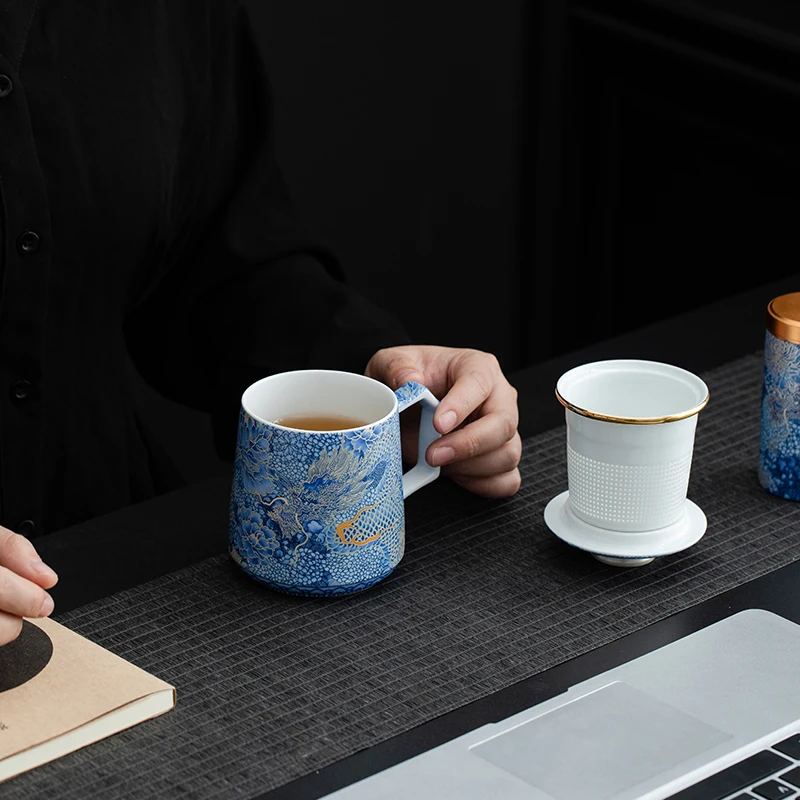 Chinese Style Ceramic Blue Flower Silver Dragon Pattern Mug, Creative Teacup With Cover Filtered Tea Water Separation 350ml, 1Pc