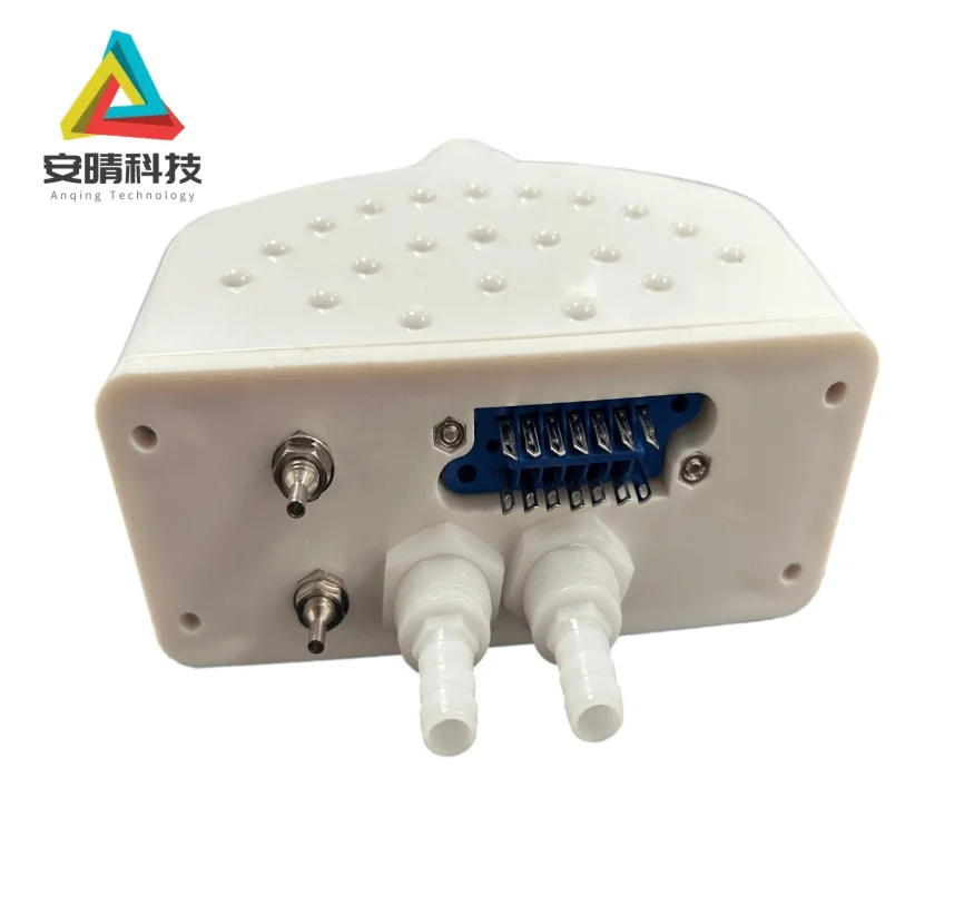 Hair removal handle insert and remove connector quick connection port