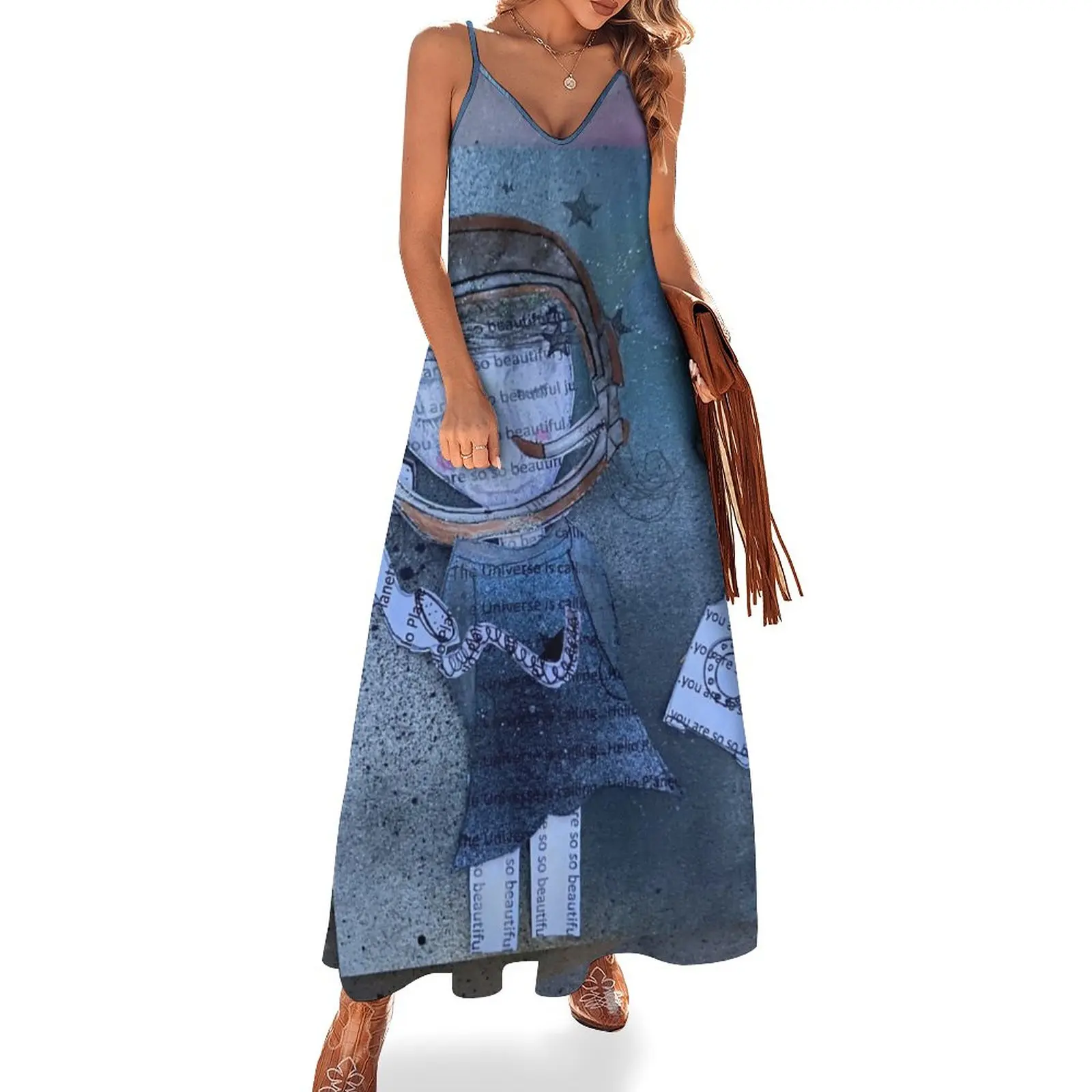 

Женское летнее платье без рукавов The Universe is call