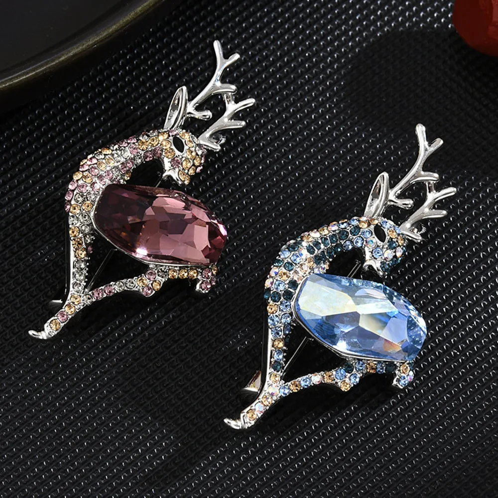 Korean style crystal deer Brooch fashion Ladies Sparkling Rhinestone cute Animal Pin suit coat Sweater Accessories Jewelry Gifts
