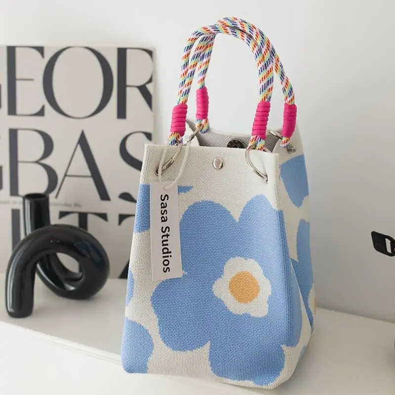 *1Pcs Versatile Cute Knitted Handbag With 3D Magnetic Snap Handbag Clutch Bag 3