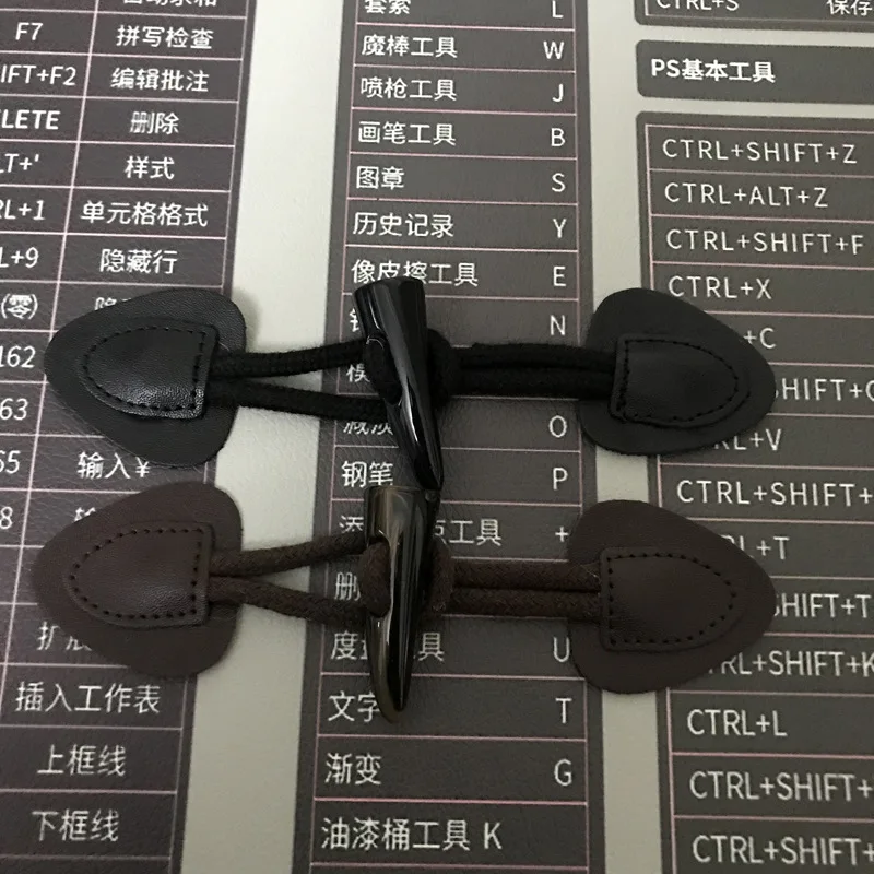 레트로 경적 버클 16.5cm 긴 검정색 PU 수지 경적 버튼 여성용 코트 버튼