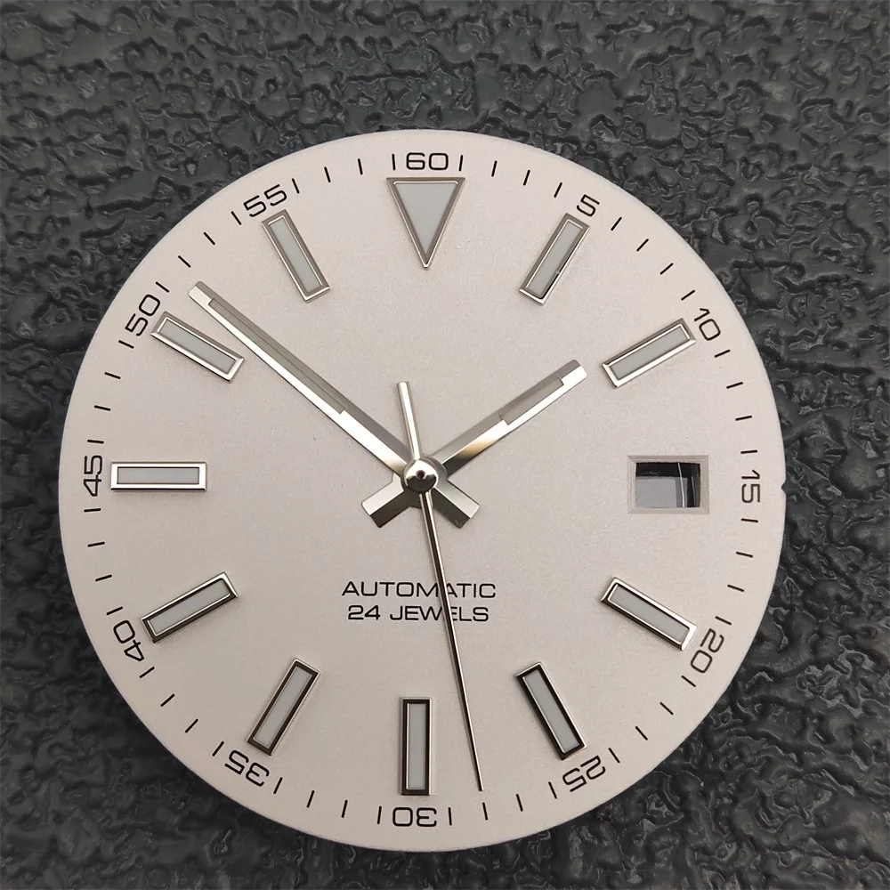 40mm NH35 Case 31mm Watch Faces Green Luminous Dial Silver Hands for Date Just NH35 Replace Accessories