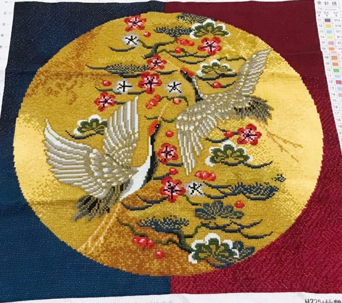 

[finished product] Hand embroidered cross stitch, finished product, crane, plum blossom, blessings, longevity, 70 * 70 cm