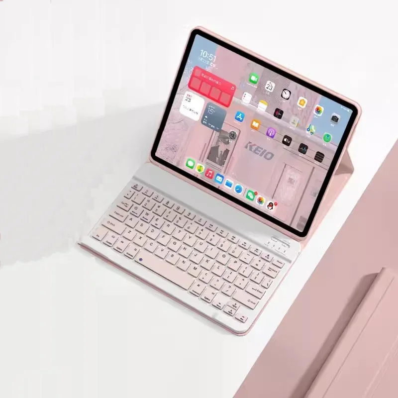Enhanced Protective Keyboard Case with Bluetooth and Magnetic Closure